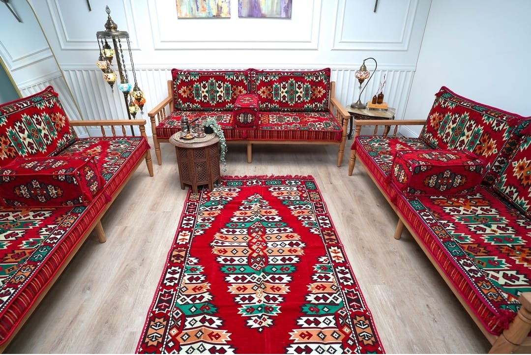 Saltanat Kırmızısı Şark Köşe Takımı